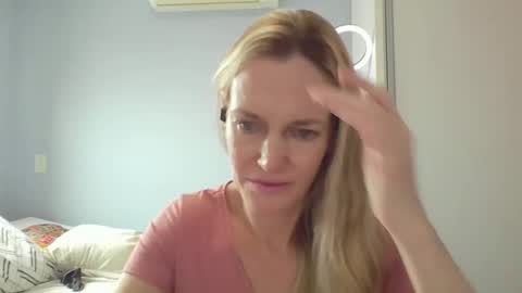 Anny online show from 02-25-26, 12:26