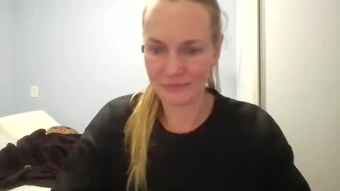 Anny online show from 06-08-26, 12:36