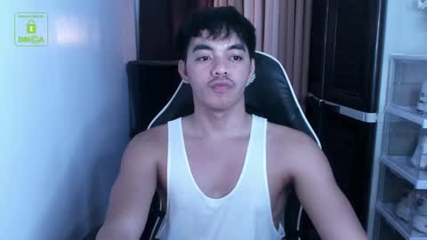 Snapshot of crazyasiancum chatting on 12-08-24, 10:52 Zion online show from 12-08-24, 10:52