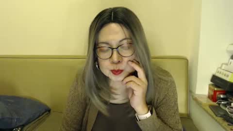 Snapshot of crazychika chatting on 02-12-25, 01:37 Kelly online show from 02-12-25, 01:37