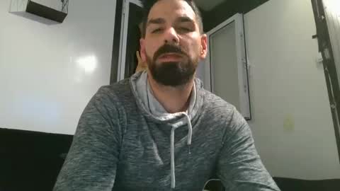 Snapshot of crazycouple1011 chatting on 12-30-24, 10:34 funcouple online show from 12-30-24, 10:34