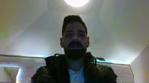 Snapshot of crazycouple1011 chatting on 02-02-25, 10:06 funcouple online show from 02-02-25, 10:06