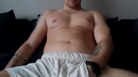 Snapshot of crazyd101 chatting on 10-13-25, 09:31 CrazyDI0I online show from 10-13-25, 09:31