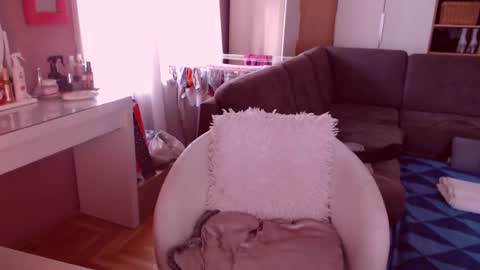 Snapshot of crazydollelf chatting on 02-04-25, 11:16 Camille online show from 02-04-25, 11:16