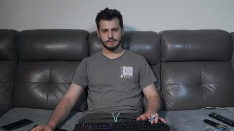 Crazy online show from 06-20-26, 08:11