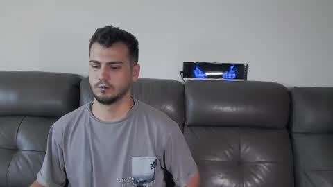 Crazy online show from 08-03-26, 10:54