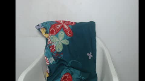 crazyslut17 online show from 04-20-26, 01:41