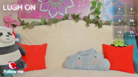 Snapshot of crazyteeen chatting on 01-12-25, 06:06 Anny online show from 01-12-25, 06:06