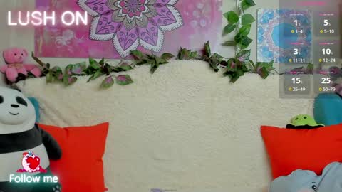 Snapshot of crazyteeen chatting on 01-19-25, 05:58 Anny online show from 01-19-25, 05:58