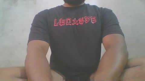 crazzy_booy online show from 01-11-26, 04:39