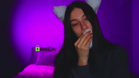 crazzy cherry online show from 11-08-25, 06:51