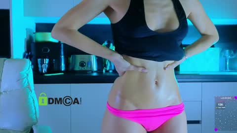 Snapshot of crazzy_cherry chatting on 05-10-26, 10:20 crazzy cherry online show from 05-10-26, 10:20