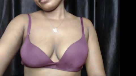venessa online show from 05-19-26, 09:26