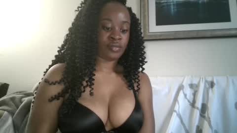 Snapshot of creamycherrypop chatting on 02-22-25, 11:35 FREE  online show from 02-22-25, 11:35
