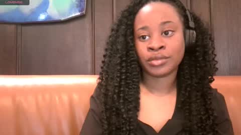 Snapshot of creamycherrypop chatting on 03-08-25, 01:47 FREE  online show from 03-08-25, 01:47