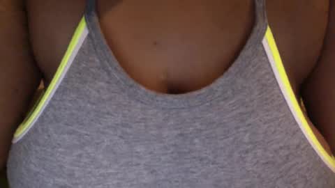 Snapshot of creamycocobabe chatting on 01-25-25, 03:09 CreamyCocoBabe online show from 01-25-25, 03:09