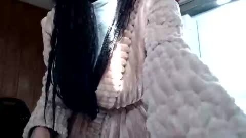 Snapshot of creamyexotica chatting on 01-06-25, 02:47 CreamyExotica online show from 01-06-25, 02:47