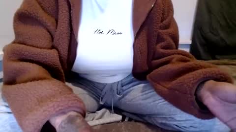 Snapshot of creamyexotica chatting on 02-17-25, 01:04 CreamyExotica online show from 02-17-25, 01:04