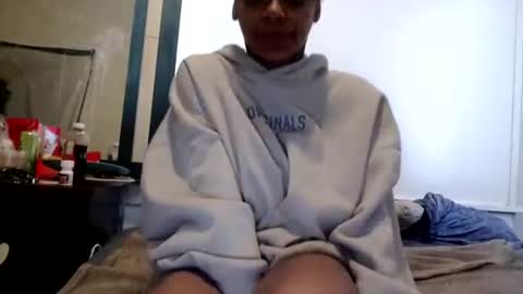 Snapshot of creamyexotica chatting on 02-21-25, 01:55 CreamyExotica online show from 02-21-25, 01:55