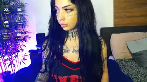 Sophie online show from 04-02-26, 07:06