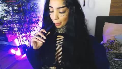 Sophie online show from 04-05-26, 07:16