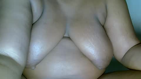 creamyposh1 online show from 04-04-26, 04:00