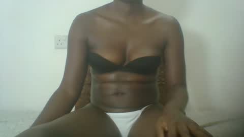 Snapshot of creamypussy15 chatting on 02-04-25, 10:54 MARY online show from 02-04-25, 10:54