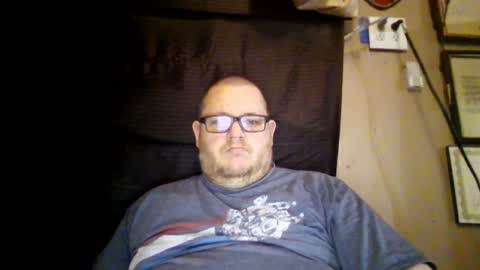 The hopeless romantic online show from 12-31-24, 06:24