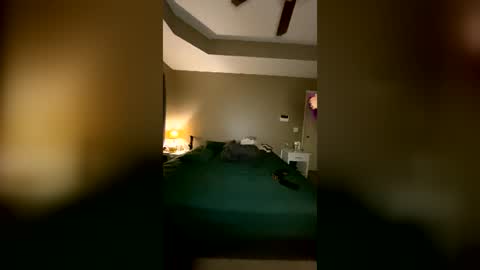 Creeksidecouple online show from 06-23-26, 03:04