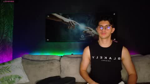 CRHISTIAN online show from 04-23-26, 02:46