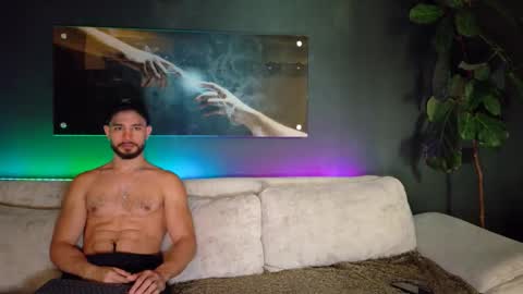 CRHISTIAN online show from 04-28-26, 04:23