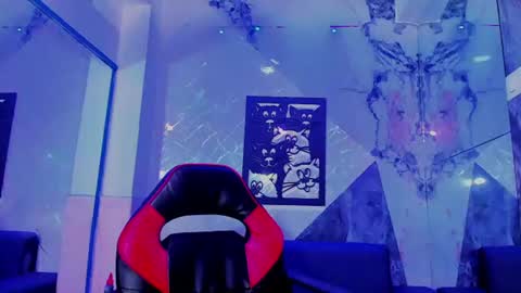 crhistofer_ online show from 07-11-26, 06:49