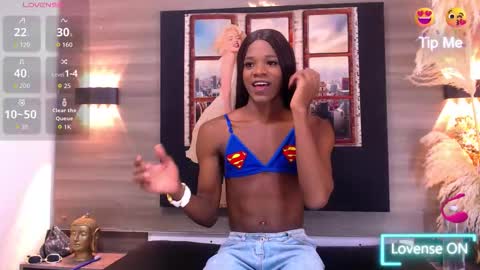 CriisBrown  online show from 12-19-25, 09:55