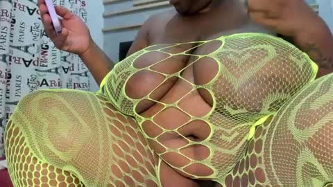 Snapshot of criistal_castro chatting on 06-13-26, 03:15 criistal_castro online show from 06-13-26, 03:15