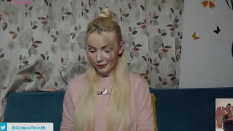 cris_tinne online show from 09-30-25, 05:07