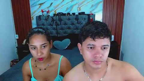 Snapshot of crisandmery chatting on 02-19-26, 03:35 CRISANDMERY online show from 02-19-26, 03:35