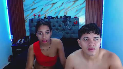 Snapshot of crisandmery chatting on 02-26-26, 06:23 CRISANDMERY online show from 02-26-26, 06:23