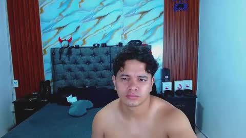 Snapshot of crisandmery chatting on 05-11-26, 05:24 CRISANDMERY online show from 05-11-26, 05:24