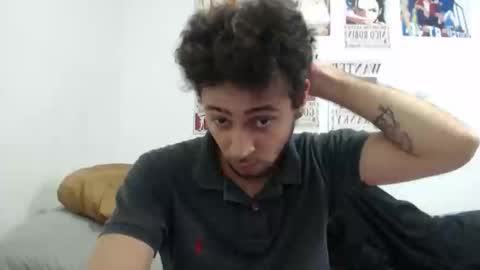 Snapshot of criscamiloo chatting on 06-11-26, 12:43 criscamiloo online show from 06-11-26, 12:43