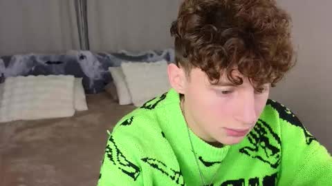 Chris online show from 11-06-25, 03:02