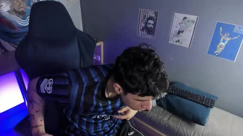 Cris online show from 01-12-26, 02:28