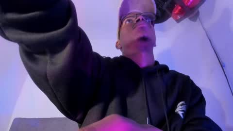 criss_zuri online show from 04-28-26, 11:59