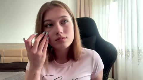 crissymemo online show from 06-09-26, 03:01