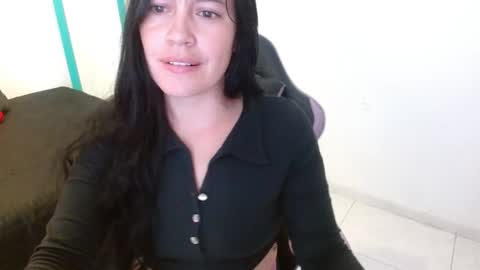 cristal541658 online show from 02-02-26, 07:23