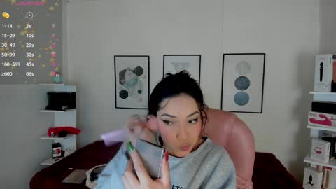Cristal online show from 12-16-24, 04:13