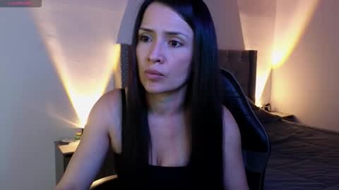 Snapshot of cristal_hilton_10 chatting on 11-26-25, 04:13 Alejandra from Wednesday to Saturday from 1000 pm to 400 am Colombian hour online show from 11-26-25, 04:13