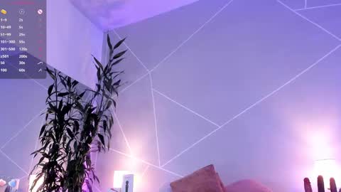 Snapshot of cristal_princess_ chatting on 12-24-24, 07:49 Cristal online show from 12-24-24, 07:49