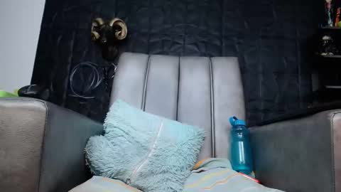 Snapshot of cristal_smith06 chatting on 02-25-26, 08:46 Hanna online show from 02-25-26, 08:46