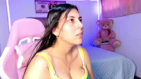cristal_smith20 online show from 07-25-26, 08:39