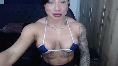 Snapshot of cristalbeautiful1 chatting on 05-15-26, 03:46 Natalie online show from 05-15-26, 03:46
